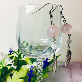 天然石 ローズクォーツ 羽根モチーフピアス