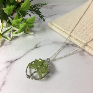 天然石 ペリドット01  ツリーモチーフ ペンダントトップ