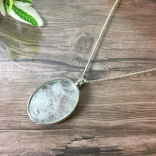 天然石 クリスタル オーバル ペンダントトップ