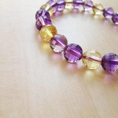 天然石の選び方／誕生石から選ぶ　シトリン