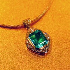 天然石の選び方／誕生石から選ぶ　エメラルド