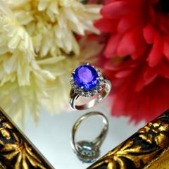 天然石の選び方／色から選ぶ　青・水色系　タンザナイト