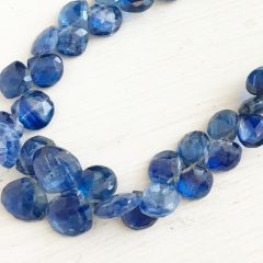 天然石の選び方／色から選ぶ　青・水色系　カイヤナイト